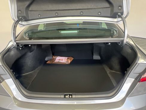 Used 2025 Toyota Camry SE w/ Multimedia Upgrade Package FWD image 33