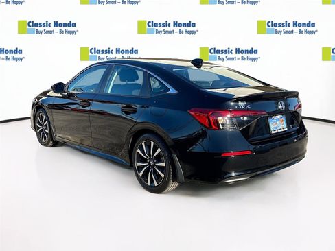 Used 2024 Honda Civic EX image 5