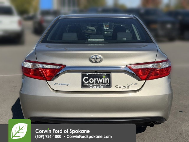 Used 2015 Toyota Camry LE FWD image 16