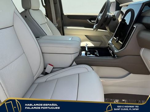 New 2026 GMC Yukon XL Denali w/ Sun & Power Step Package AWD/4WD image 22