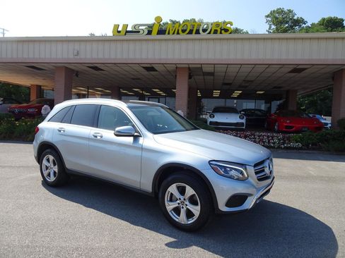 Used 2018 Mercedes-Benz GLC 300 w/ Premium Package image 1