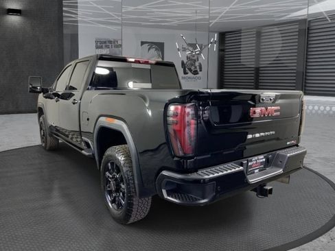 Used 2024 GMC Sierra 2500 AT4 w/ AT4 Premium Plus Package AWD/4WD image 8