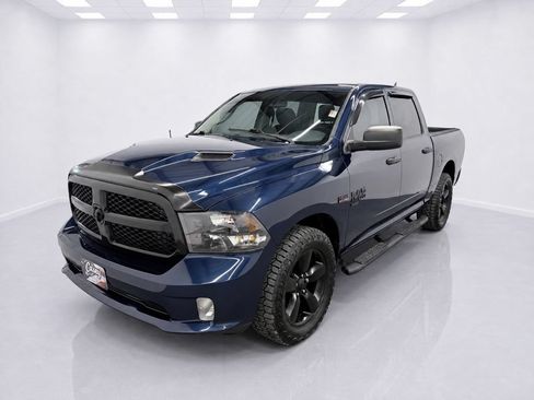 Used 2019 RAM 1500 Express w/ Wheel & Sound Group AWD/4WD image 8