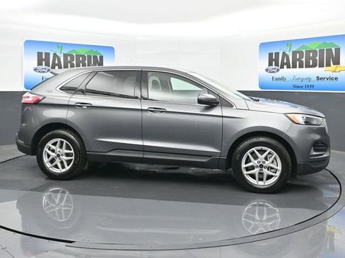 Used 2024 Ford Edge SEL image 7