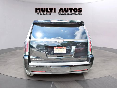 Used 2015 Cadillac Escalade ESV Premium image 4