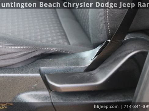 Used 2023 Ford Transit 350 XLT image 38