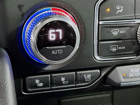 Used 2021 GMC Yukon SLT w/ SLT Luxury Plus Package image 20