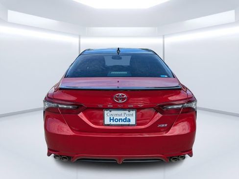 Used 2023 Toyota Camry XSE FWD image 4