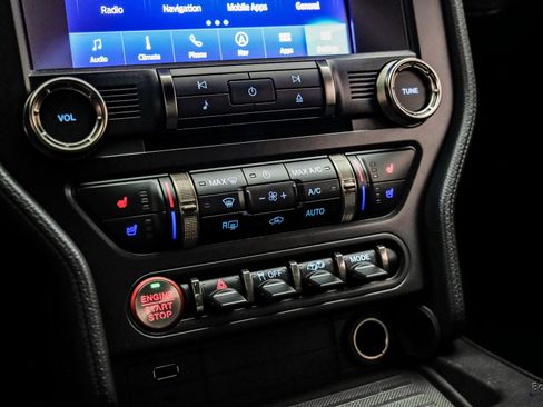 Used 2022 Ford Mustang Shelby GT500 w/ Technology Package image 64