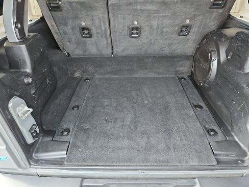 Used 2021 Jeep Wrangler Unlimited Rubicon 4xe w/ Cold Weather Group image 34