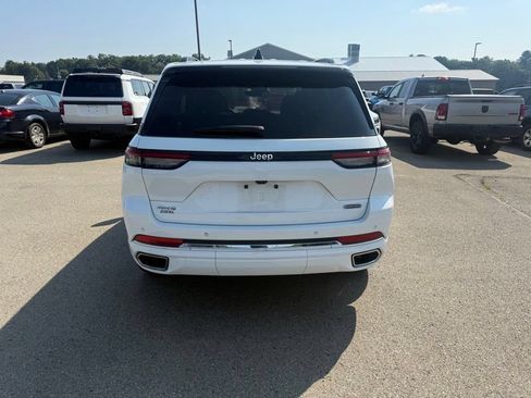 Used 2023 Jeep Grand Cherokee Overland AWD/4WD image 19