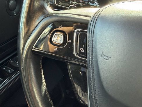 Used 2022 Lincoln Aviator Reserve RWD image 33