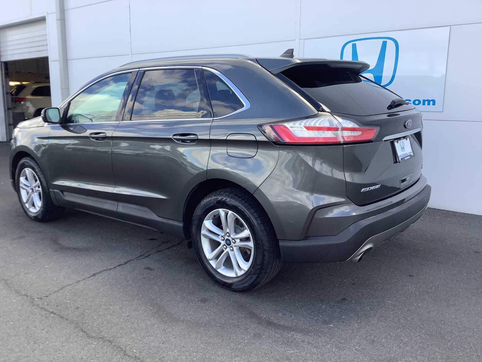 Used 2020 Ford Edge SEL AWD/4WD image 4