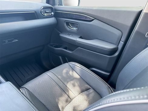 Used 2024 Honda Pilot Elite image 25