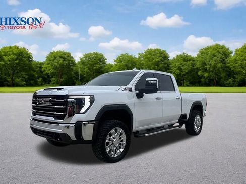 Used 2025 GMC Sierra 2500 SLT w/ SLT Convenience Package image 2
