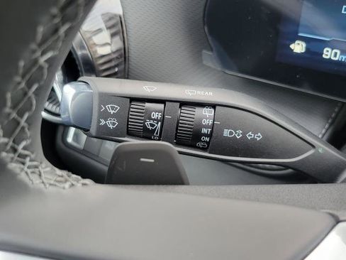 New 2026 Chevrolet Equinox LT w/ Convenience Package II image 16