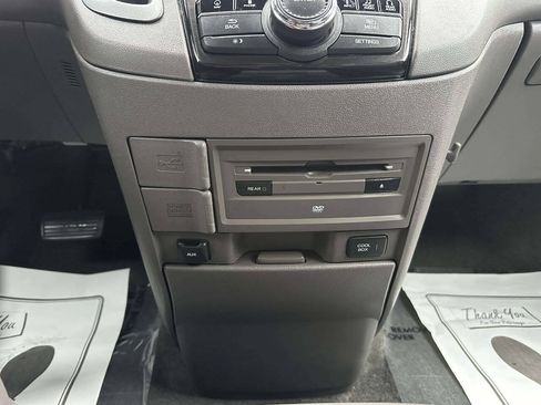 Used 2016 Honda Odyssey Touring Elite image 40