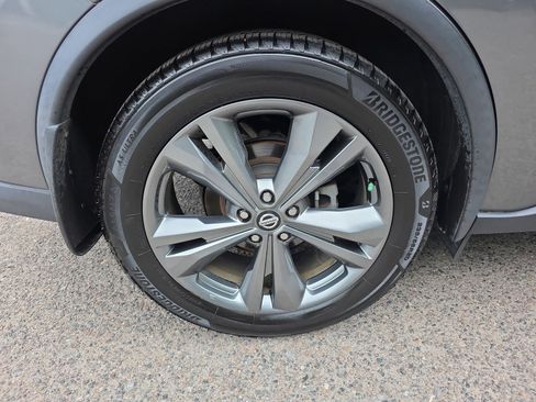 Used 2019 Nissan Murano Platinum FWD image 17