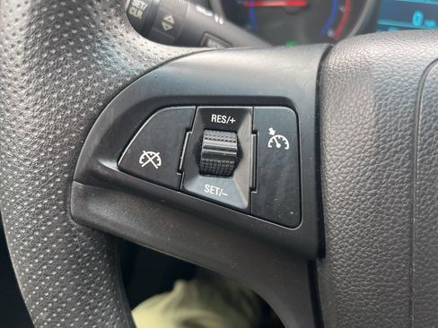 Used 2016 Chevrolet Cruze LT image 15