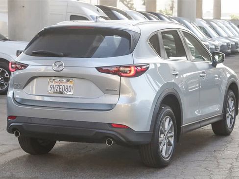 Used 2023 MAZDA CX-5 AWD 2.5 S w/ Select Package image 6