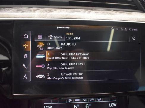 Used 2021 Audi e-tron Premium w/ Convenience Plus Package AWD/4WD image 26