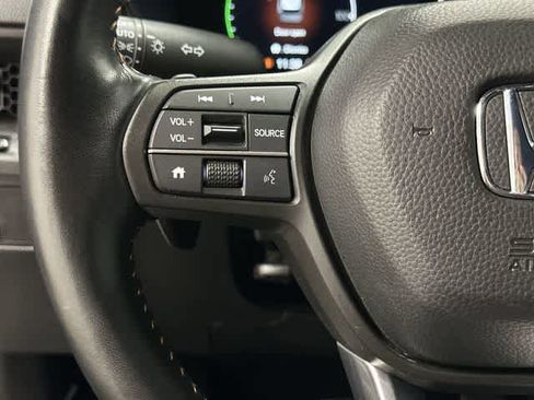 Used 2025 Honda CR-V Sport image 17