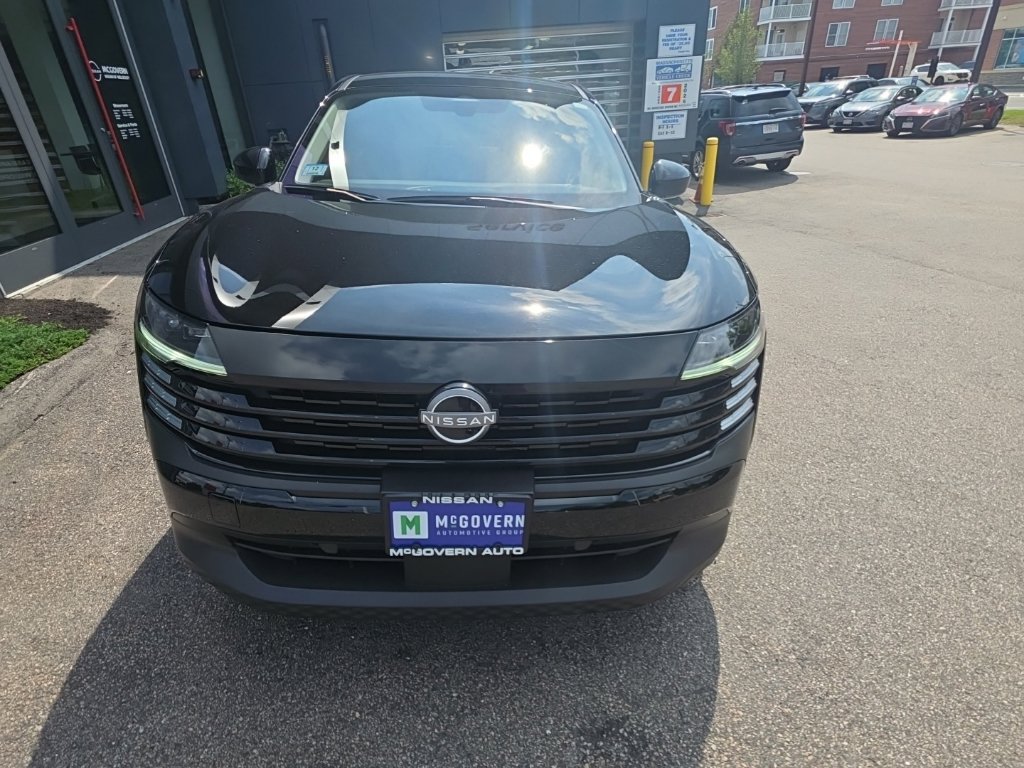 Certified 2025 Nissan Kicks SV AWD/4WD image 9