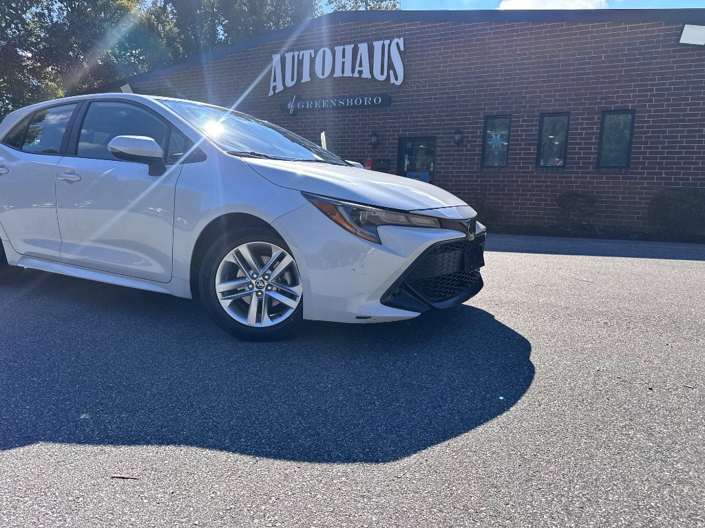 Used 2021 Toyota Corolla SE w/ Carpet Mat Package (TMS) FWD image 40