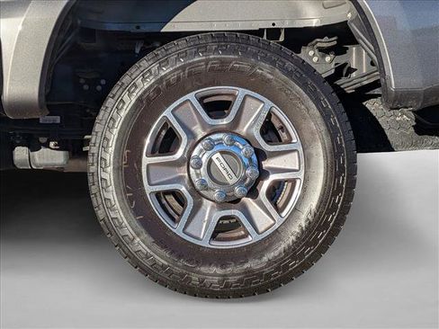 Used 2025 Ford F350 Lariat AWD/4WD image 24