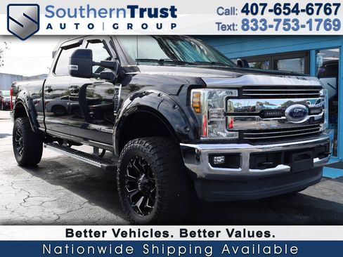 Used 2018 Ford F250 Lariat w/ Lariat Value Package AWD/4WD image 1