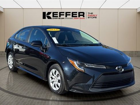 Used 2023 Toyota Corolla LE image 7