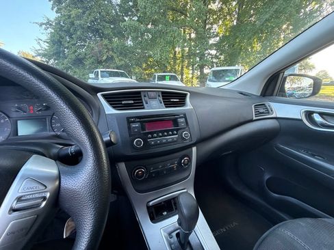Used 2015 Nissan Sentra S FWD image 19