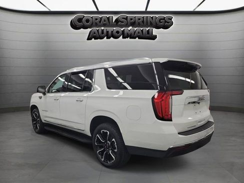 Used 2023 GMC Yukon XL SLT w/ SLT Luxury Package RWD image 4