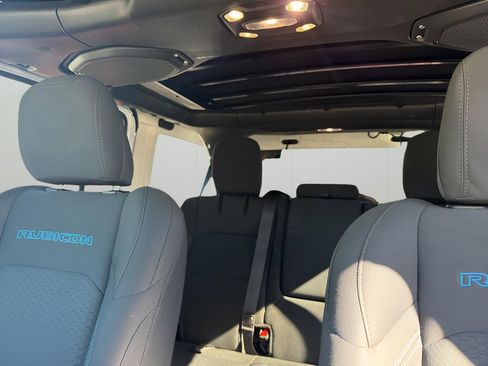 Used 2022 Jeep Wrangler Unlimited Rubicon 4xe w/ Cold Weather Group image 19