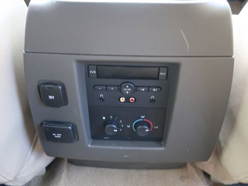 Used 2012 Ford Expedition XLT image 33