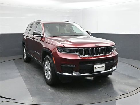 Used 2023 Jeep Grand Cherokee L Limited w/ Luxury Tech Group II image 22