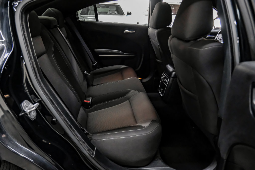 Used 2022 Dodge Charger SXT RWD image 43