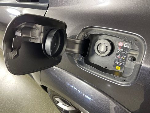 Used 2020 Dodge Charger SRT Hellcat w/ Harman/Kardon Audio Group image 30