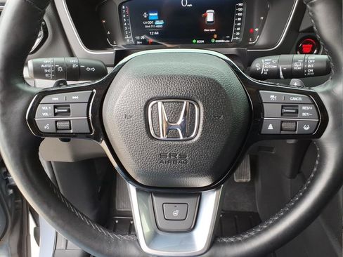 Used 2025 Honda Pilot Elite image 21