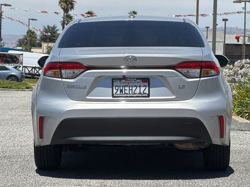 Used 2026 Toyota Corolla LE FWD image 6
