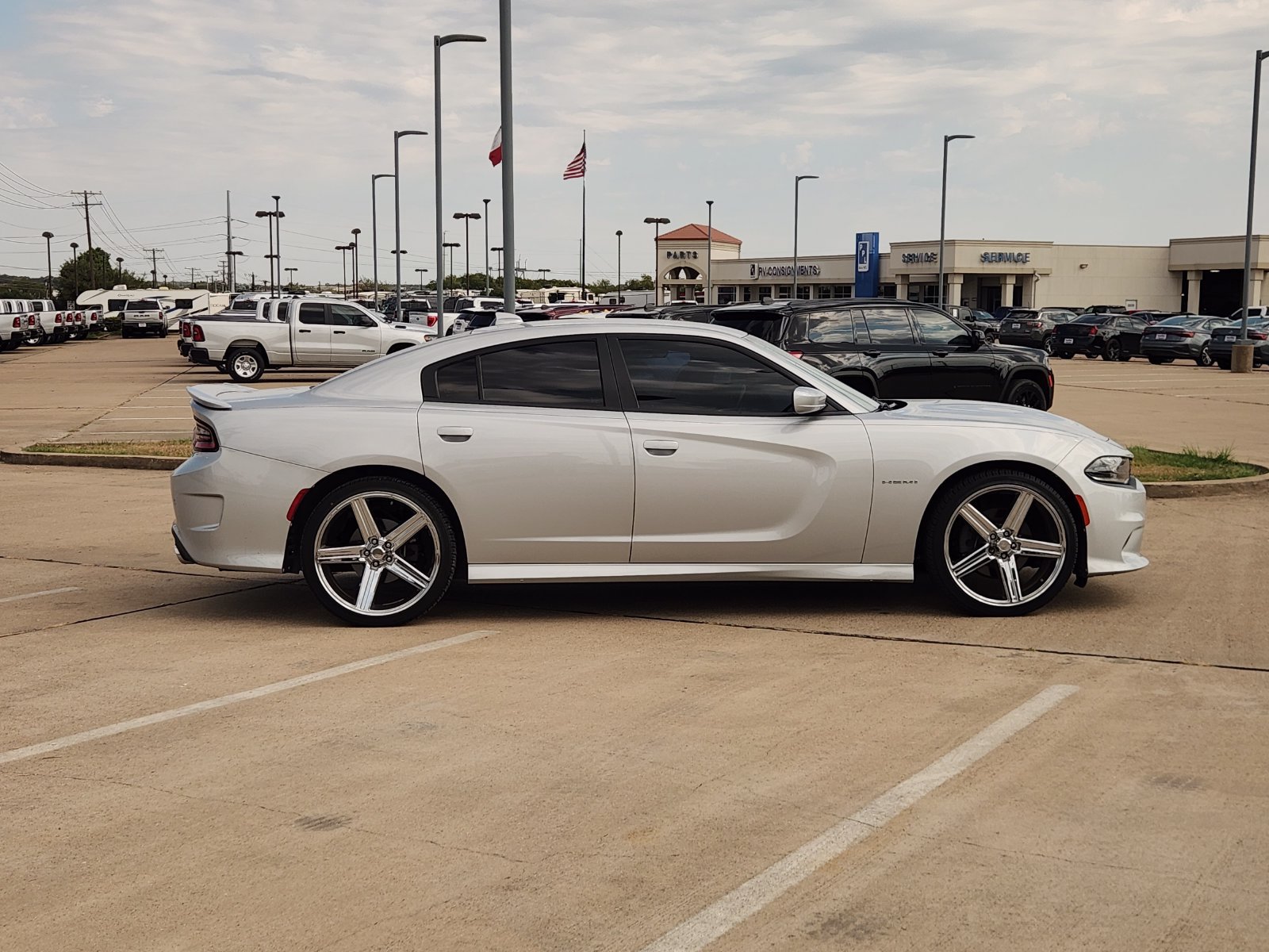Used 2020 Dodge Charger R/T RWD image 7