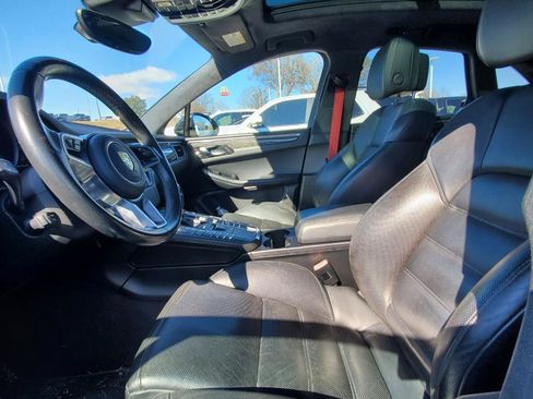 Used 2016 Porsche Macan Turbo w/ Premium Package Plus image 3