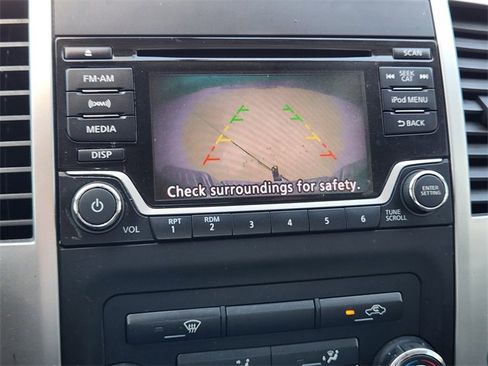 Used 2018 Nissan Frontier SV image 17