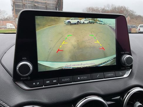 Used 2024 Nissan Sentra SV image 24