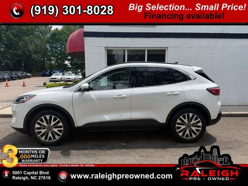Used 2020 Ford Escape Titanium w/ Titanium Premium Package 2.0 AWD/4WD image 1