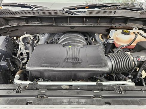 Used 2024 GMC Sierra 1500 AT4 w/ Technology Package image 28