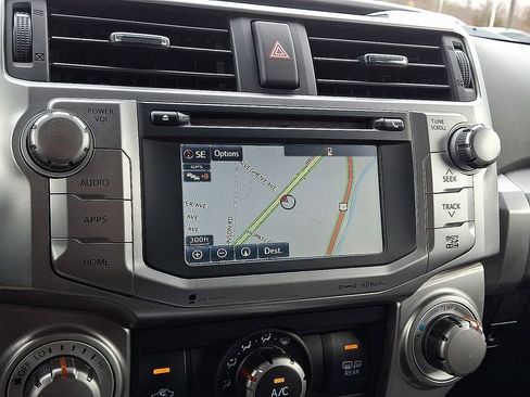 Used 2017 Toyota 4Runner SR5 image 11