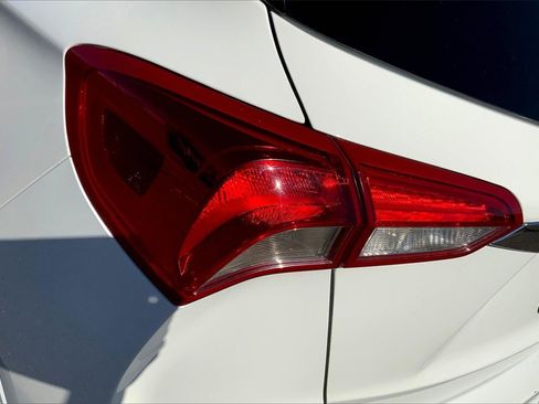 Used 2019 Buick Envision Premium w/ Driver Confidence Package image 29