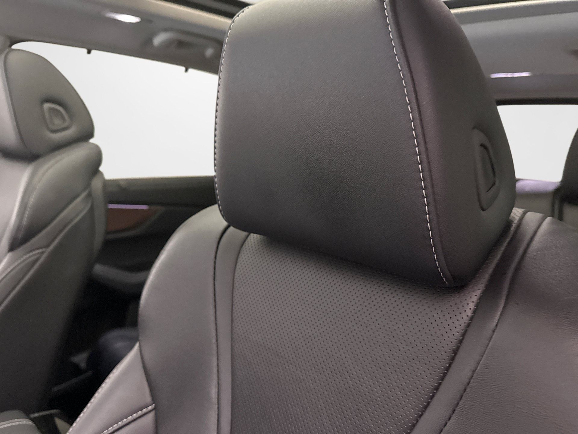 Used 2022 Acura MDX w/ Technology Package AWD/4WD image 8