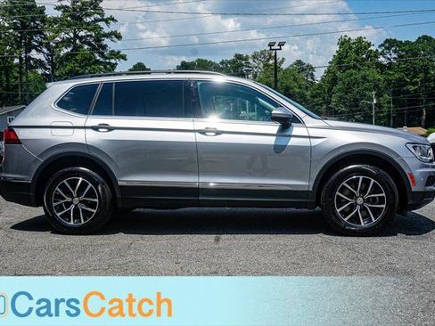 Used 2021 Volkswagen Tiguan SE FWD image 9